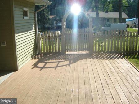 Building Photo - 108 McCormick St