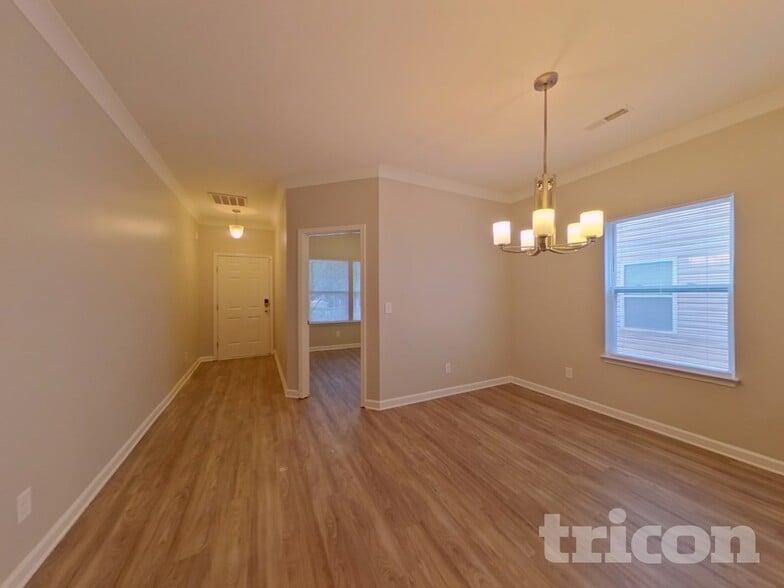 Building Photo - 515 Rook Rd