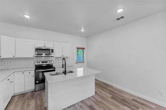 Building Photo - 3331 Spring Ave