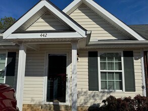 Building Photo - The Villages of Greenbrier - Columbia County