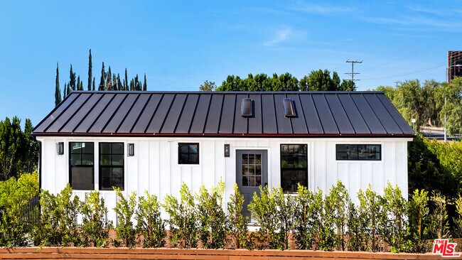 Building Photo - 6761 Case Ave