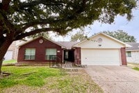 Building Photo - Beautiful One Story Home