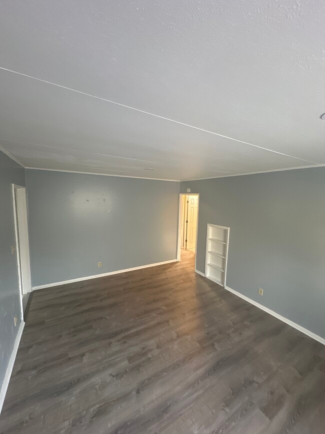 Building Photo - 2814 Greenbush St