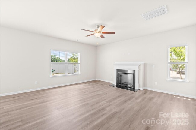 Building Photo - 4225 Stoneygreen Ln