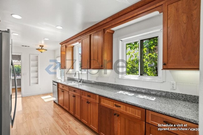 Building Photo - 1697 140th Ave
