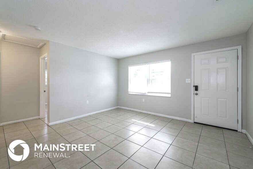 Building Photo - 4939 Lanette St