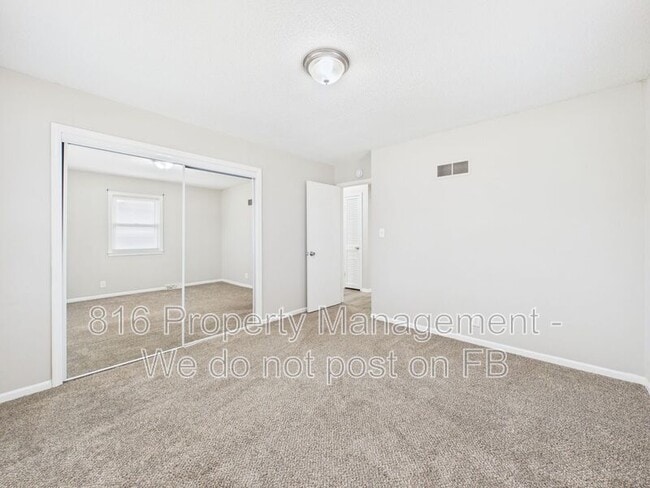 Building Photo - 817 N Choctaw Ave