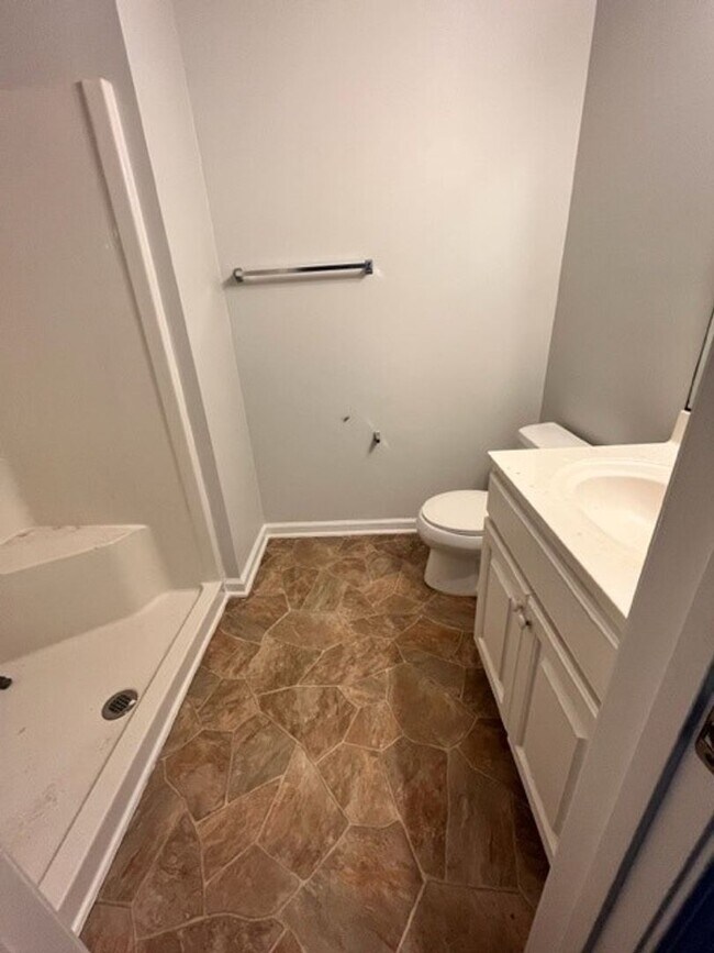 Building Photo - 4290 Cedarcroft Ct