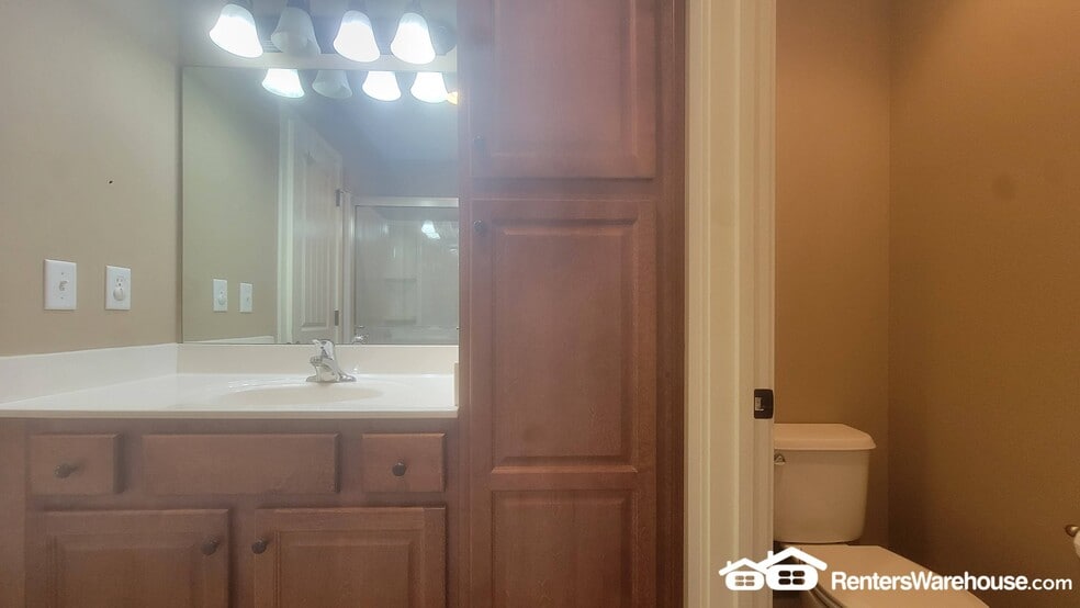 Building Photo - 3863 S Thompson St