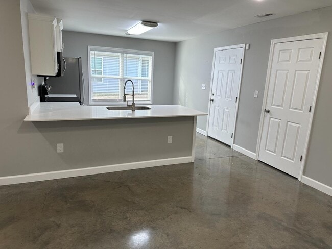 Building Photo - 2023 Welton St