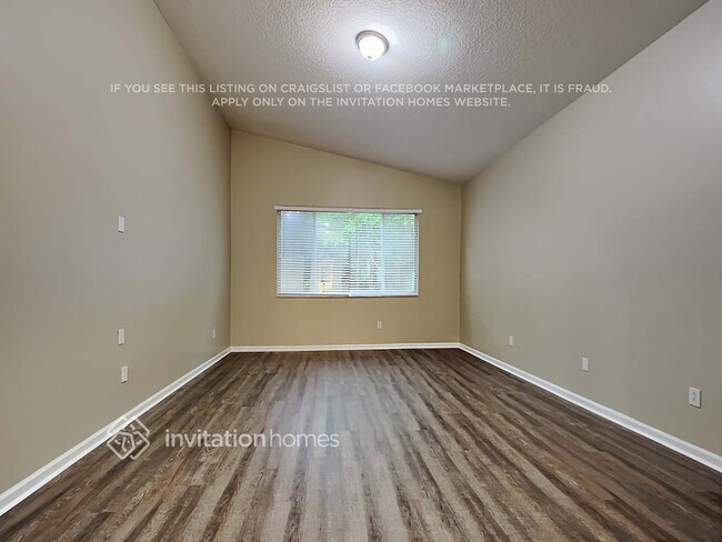 Building Photo - 4803 N San Andros