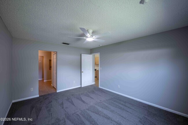 Building Photo - 570 Manship Dr
