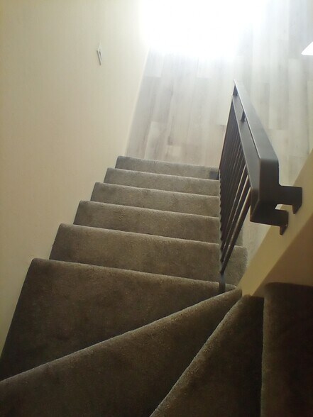 Building Photo - 400 Corcoran Ave