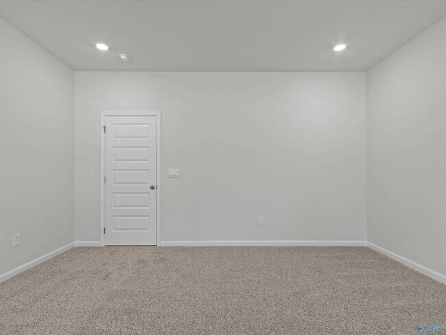 Building Photo - 1251 Eidson St