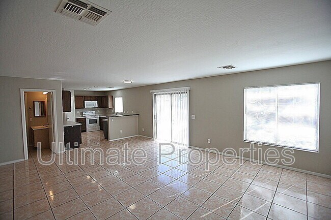 Building Photo - 12441 W Rosewood Dr