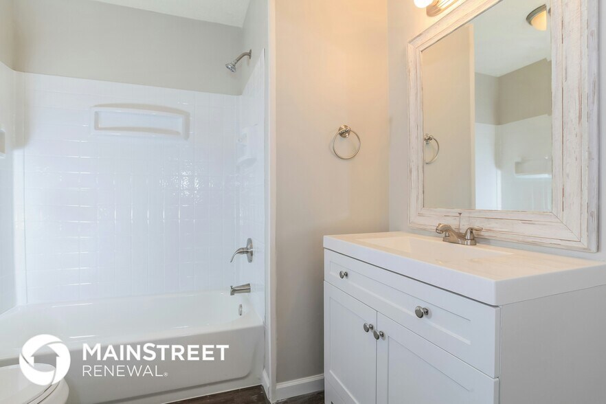 Building Photo - 5201 Mehrman Way