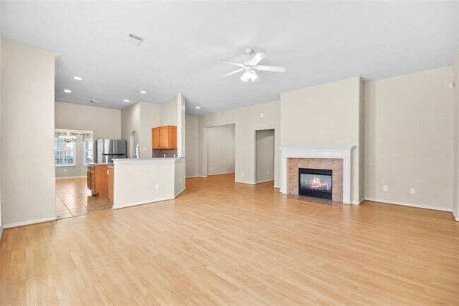Building Photo - 3642 Slocom Dr