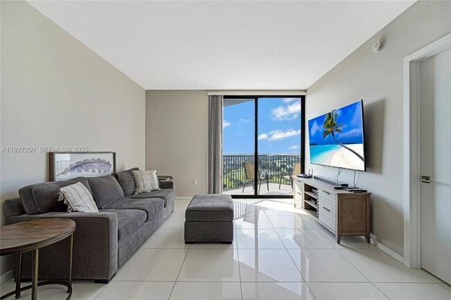 Building Photo - 5300 Paseo Blvd