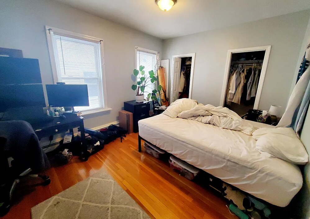 Building Photo - 17 Aspinwall Ave