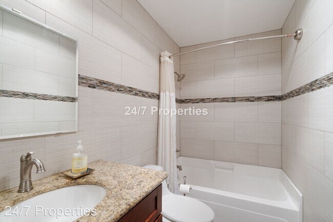 Building Photo - 2 br, 2 bath House - 4926 S. Corbett Ave. ...