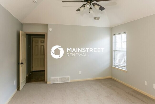 Building Photo - 3 Bedroom Pet-Friendly Home in CORDOVA, TN...