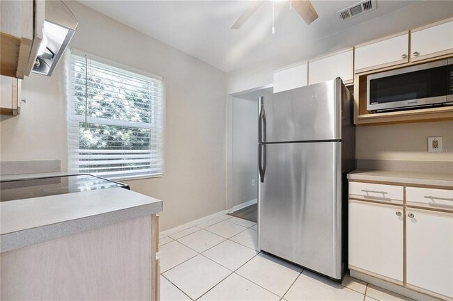 Building Photo - 9314 N Ashley St