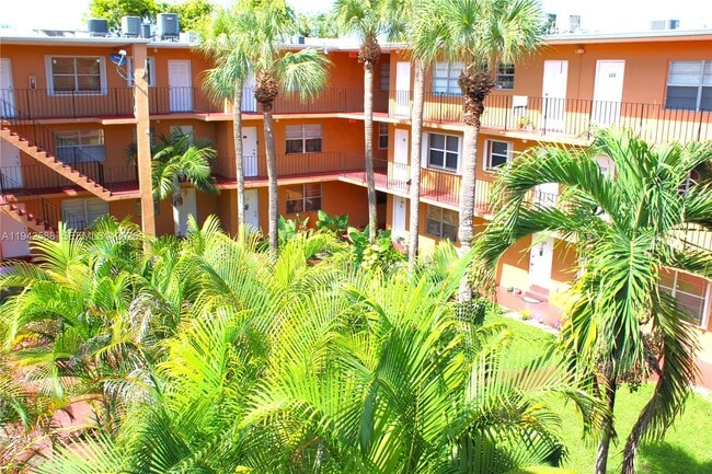 Building Photo - 1280 W 54th St