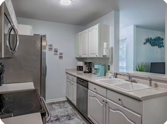 Building Photo - 120 Spanish Oak Ct