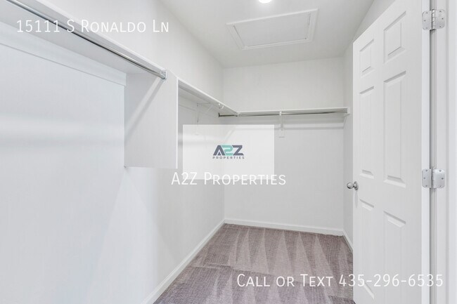 Building Photo - 15111 S Ronaldo Ln