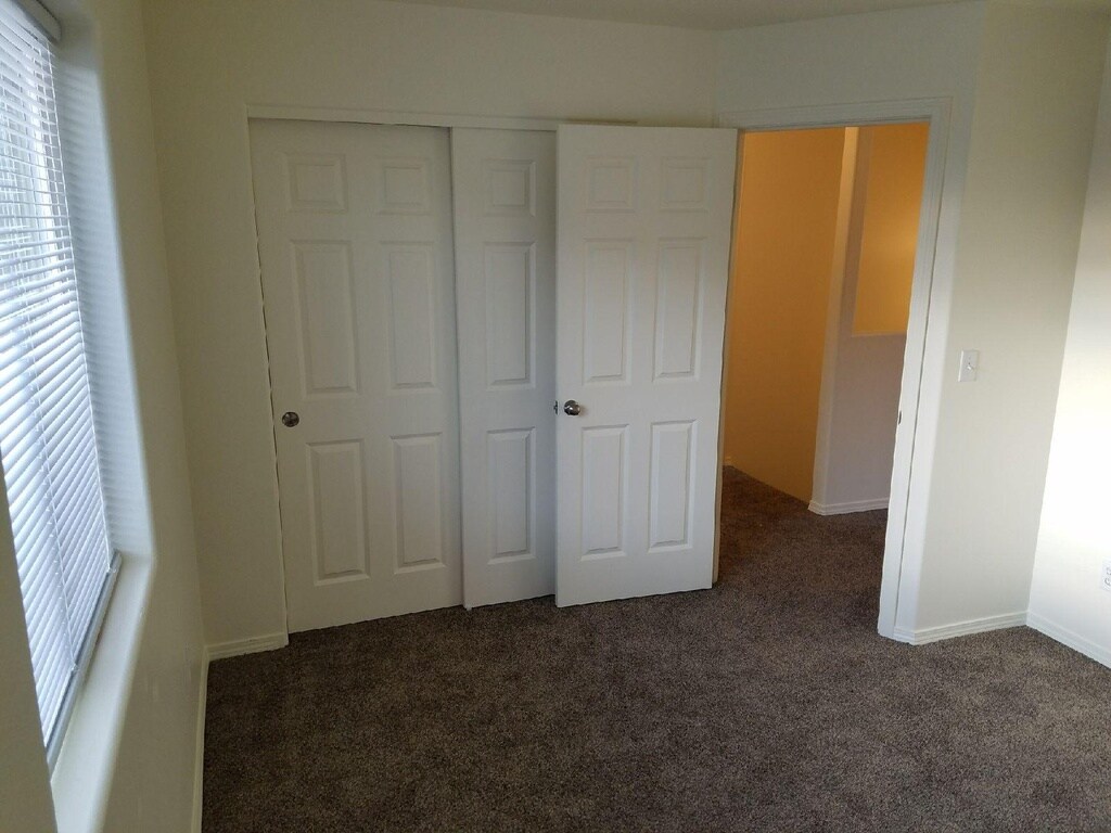 Building Photo - 440B Laguna Dr