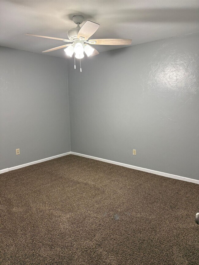 Building Photo - 3449 Fred George Rd