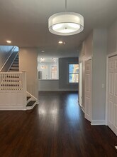 Building Photo - 518 Shepherd St NW