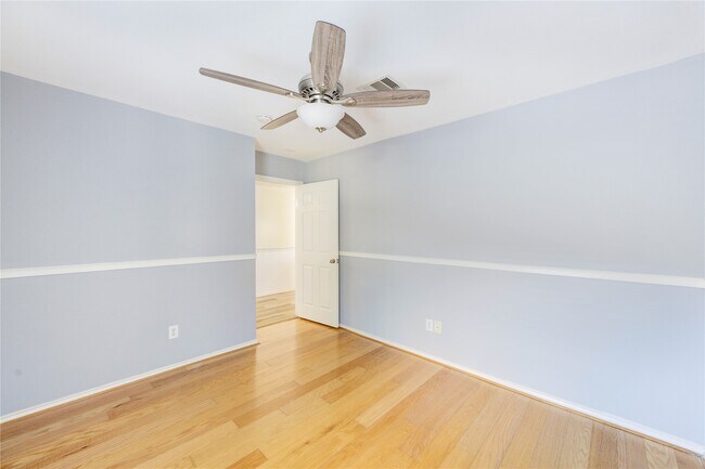 Building Photo - 2115 Sherbrook Park Ln