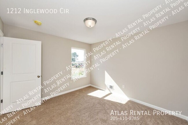 Building Photo - 1212 Inglewood Cir
