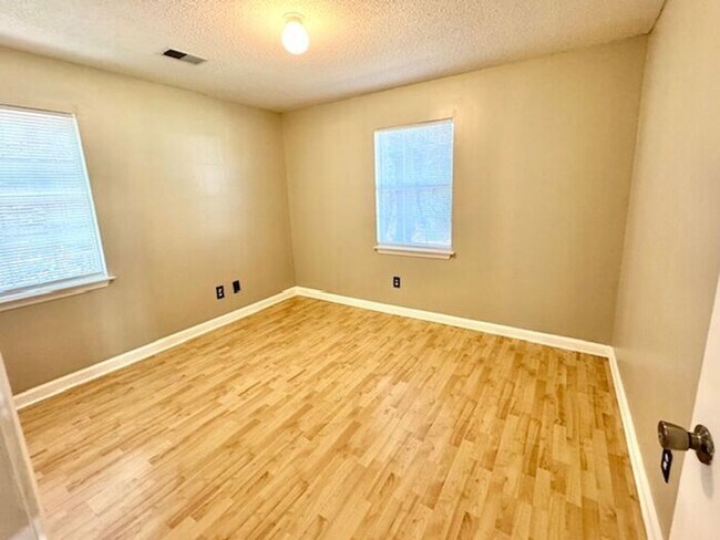 Building Photo - Affordable 3BR home in Southaven with grea...