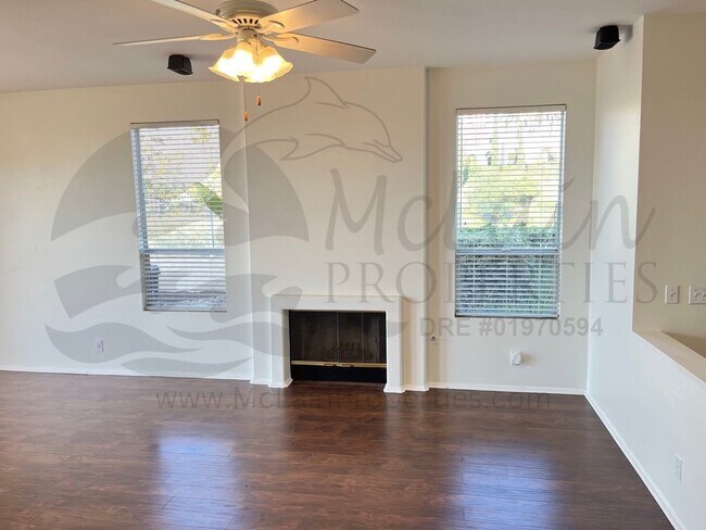 Building Photo - 2241 Lago Ventana