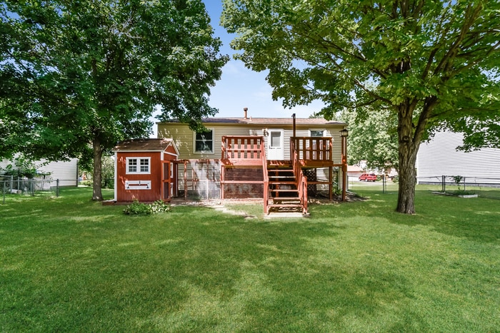 Building Photo - 11401 McDowell Dr