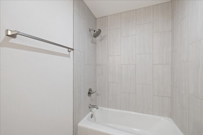 Building Photo - Long Term Rental- Cedar Lodge 218