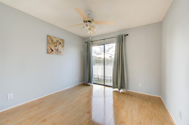 Building Photo - 1620 Good Day Dr