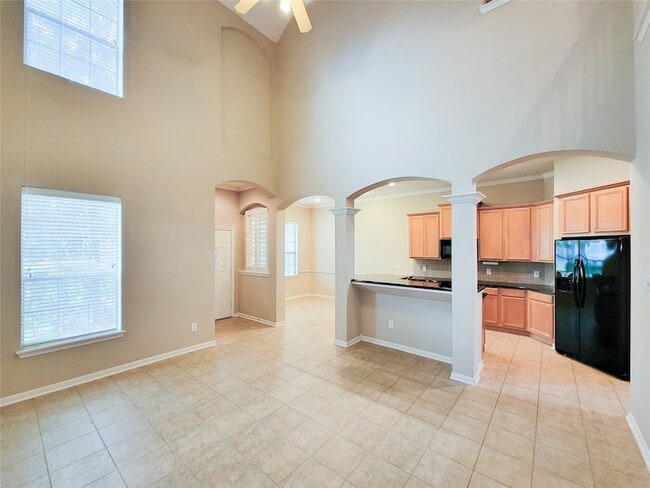 Building Photo - 206 Whispering Ridge Terrace