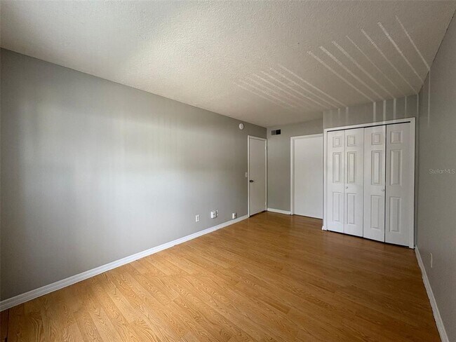 Building Photo - 9933 Sweepstakes Ln