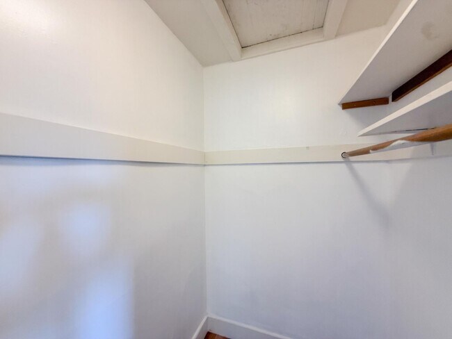 Building Photo - 2208 Ward St