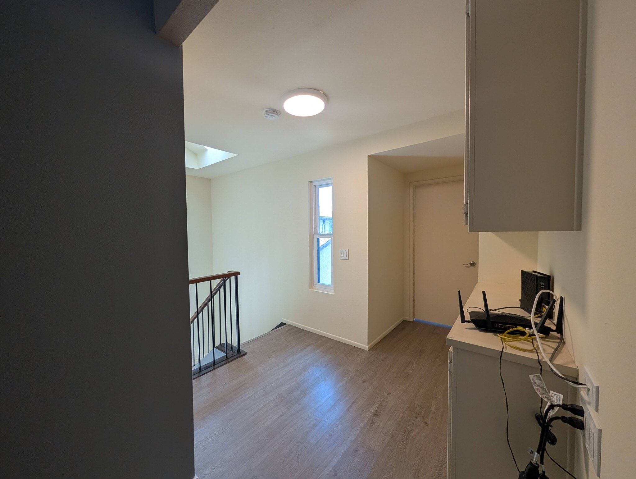 Upstairs Landing View 3 - 1419 Poseidon