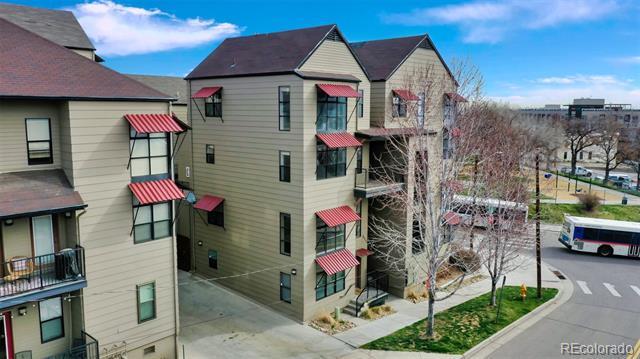 Building Photo - 2033 W 30th Ave