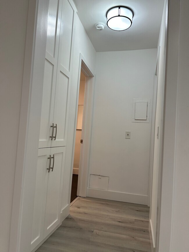 Building Photo - 216 S Occidental Blvd