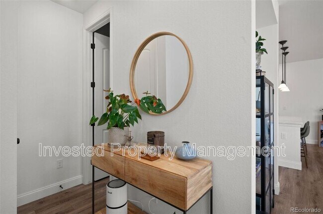 Building Photo - 3061 Low Meadow Blvd