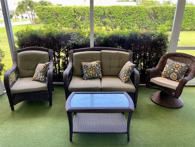 Building Photo - 6914 20th Ave W