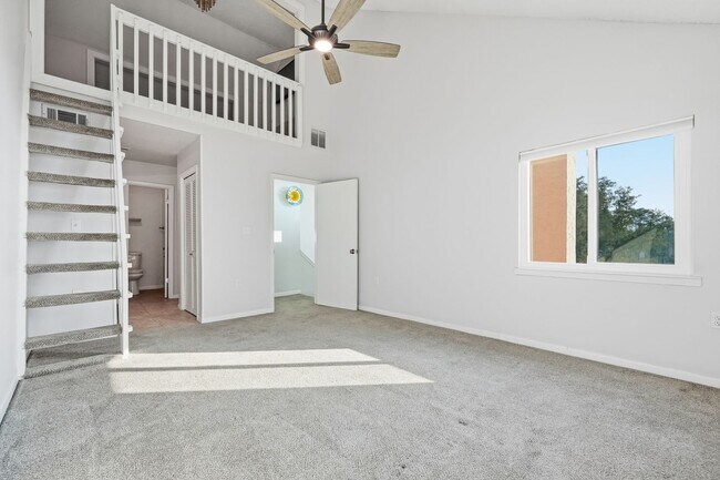 Building Photo - Premier Marina Cove end unit!!   Coastal Lifestyle at its BEST!!