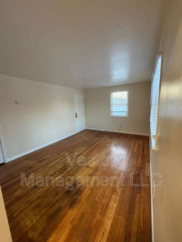 Building Photo - 1400 Ella T Grasso Blvd