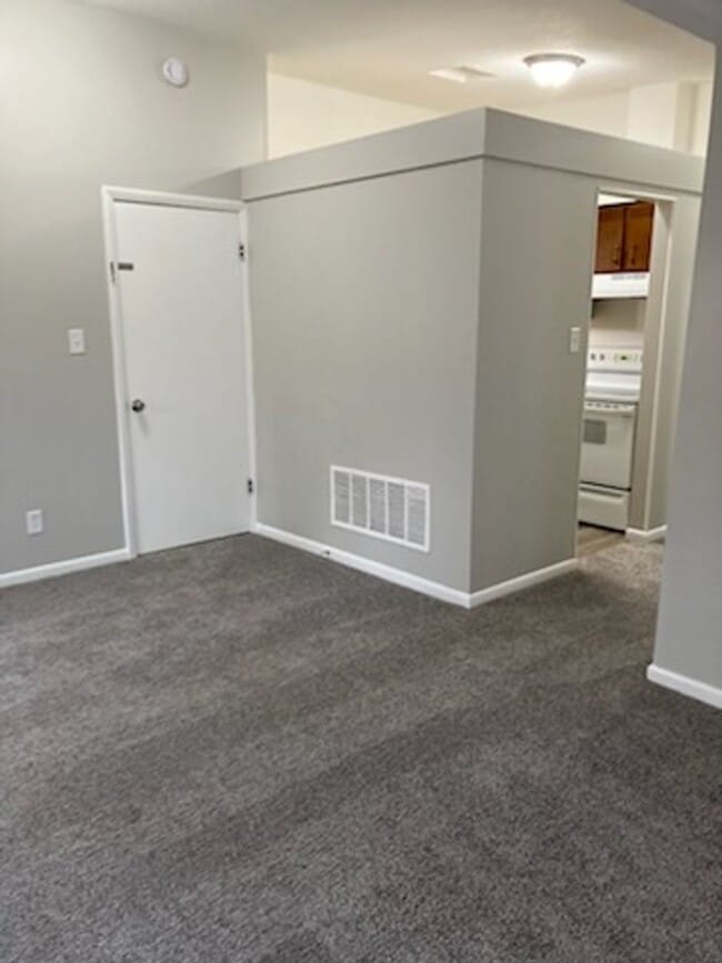 Building Photo - 3707 SW 29th Terrace